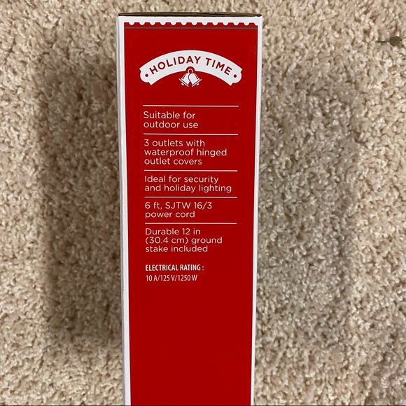 3 Outlet Power Stake for Christmas Decor - Picture 4 of 4